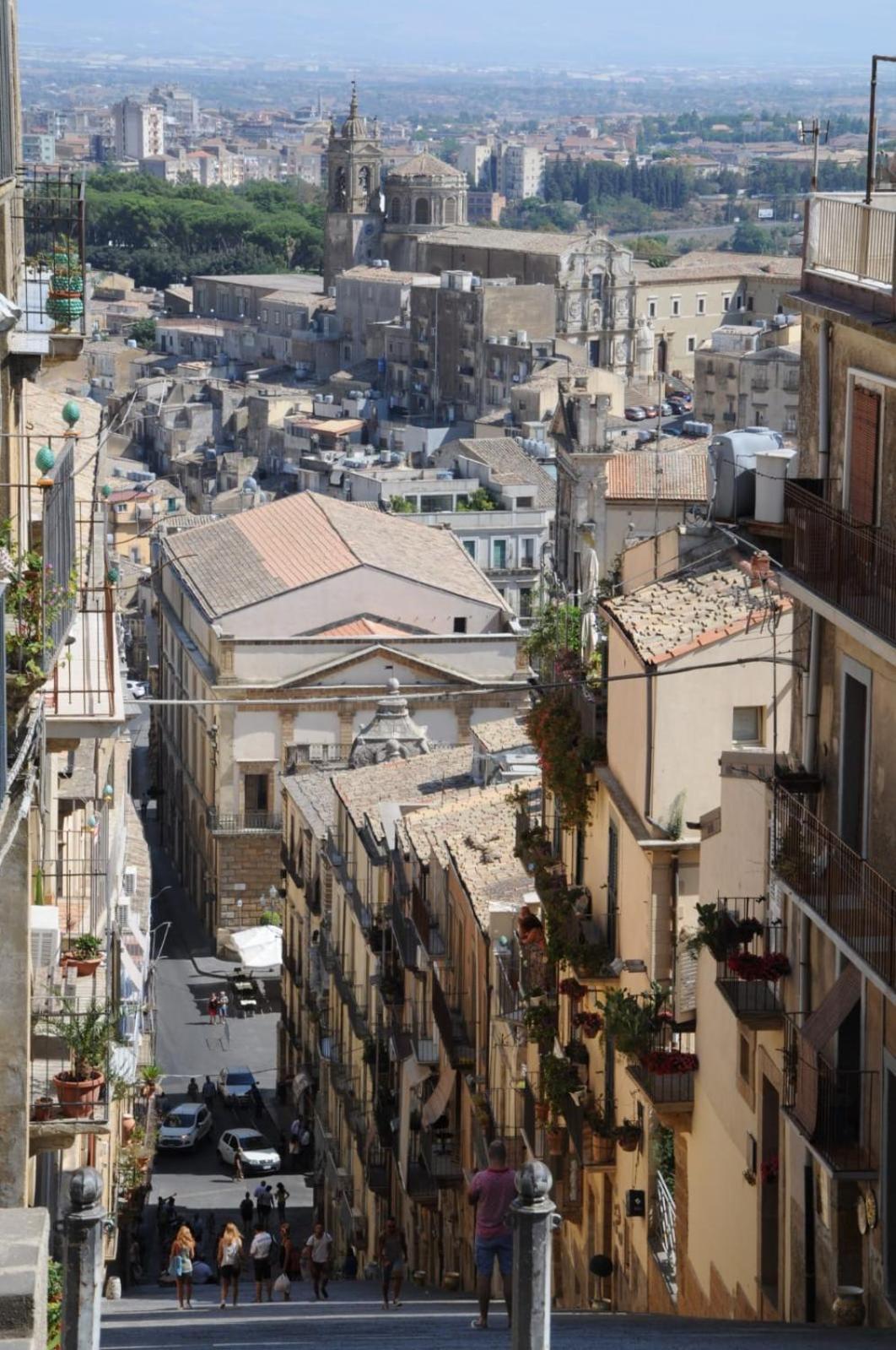Al Quarantuno Leilighet Caltagirone Eksteriør bilde